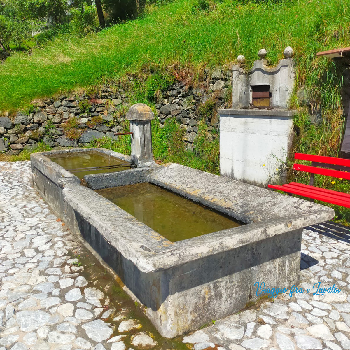 Fontana lavatoio a Stalis di Rigolato - Udine